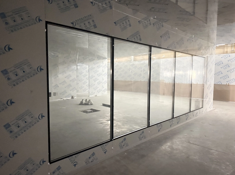 Pintu Cleanroom GMP Swing Ganda (Double Leaf) – PT Farclean Indonesia